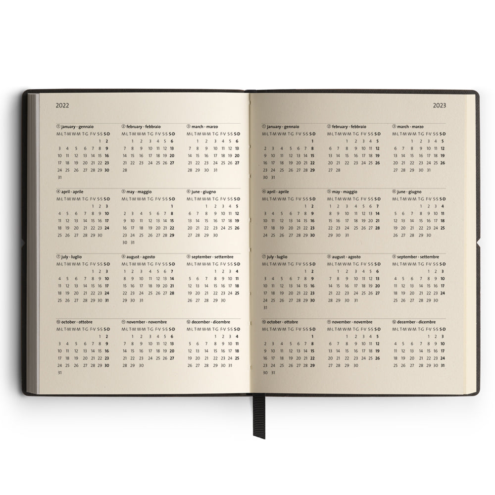 MochiThings: 2024 Large A4 Monthly Planner