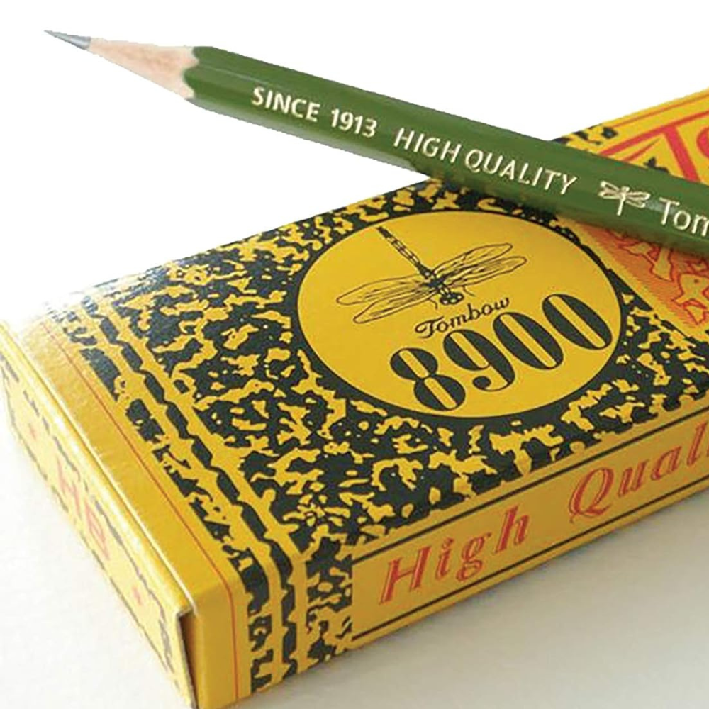 Close-up of the Tombow 8900 pencil showing the detailed golden imprint.