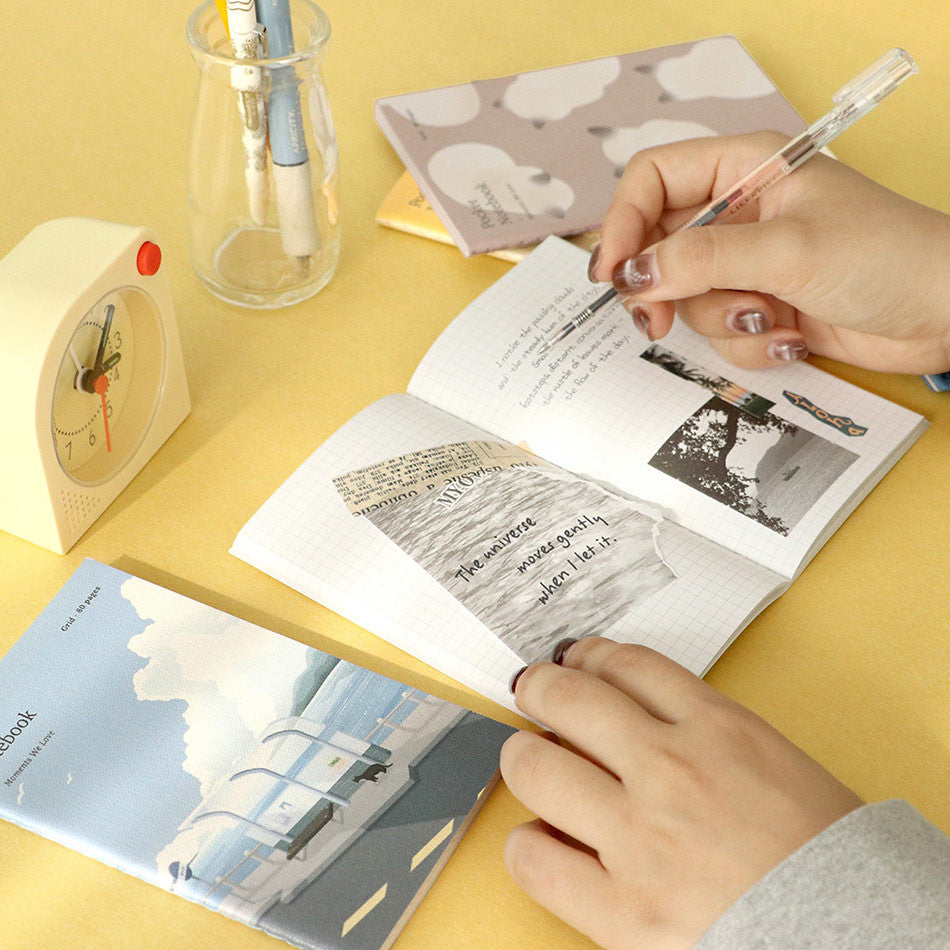 Iconic Adorable Handy Pocket Notebook v.3 – 4mm Grid