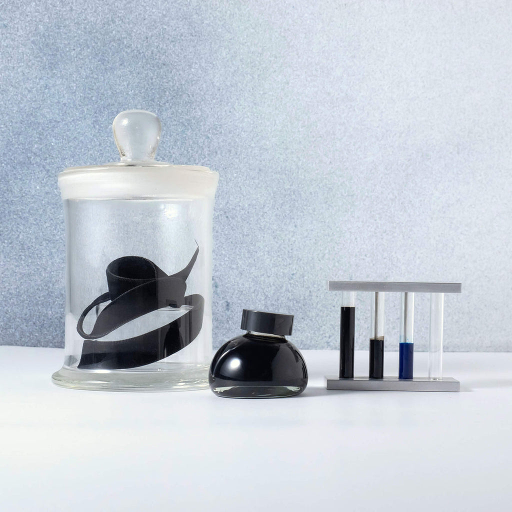 The Journal Shop - Kakimori Colour Specimen Ink - 209 velour.