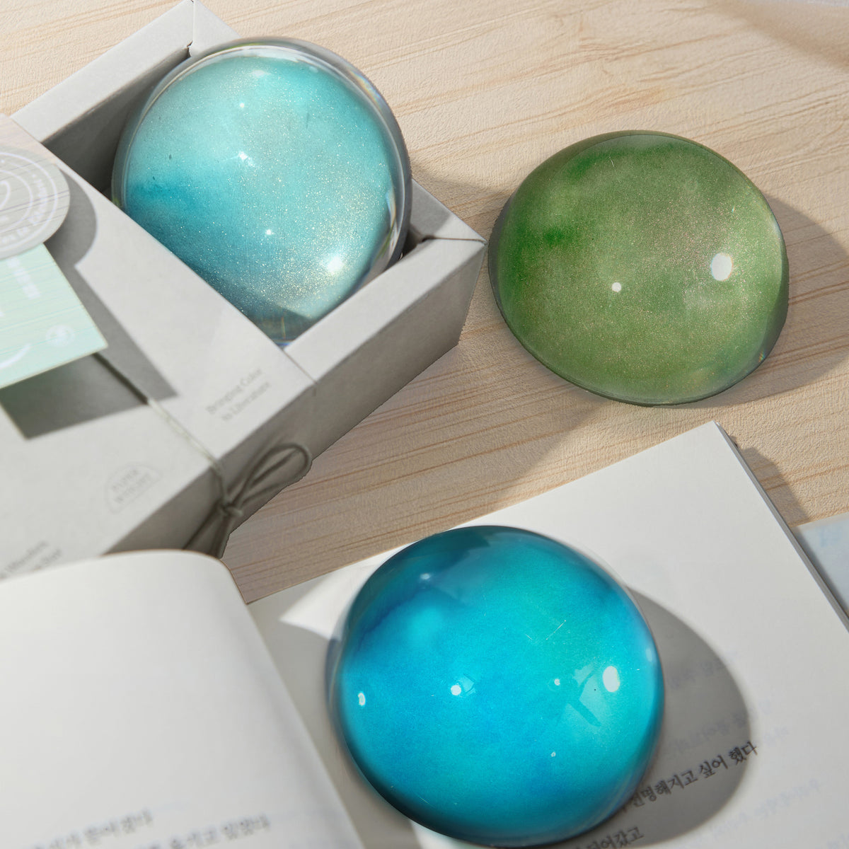 Wearingeul Crystal Ink Paper Weight