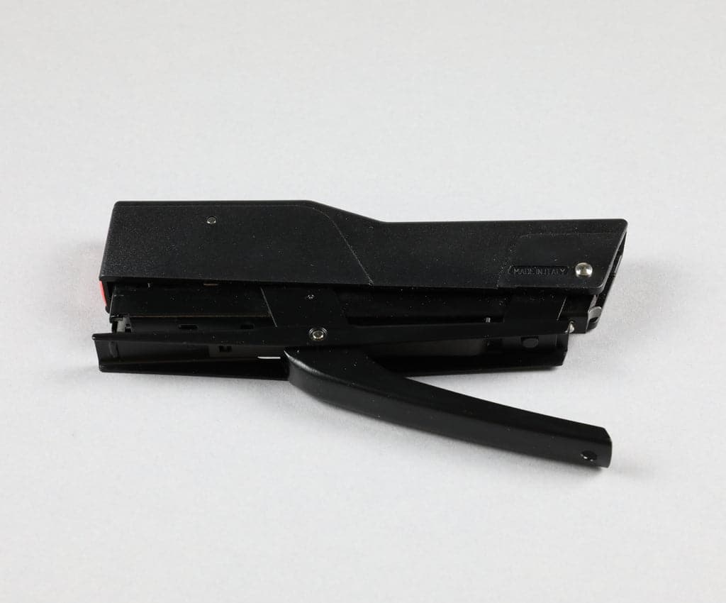 Zenith 590 Stapler | Black - The Journal Shop