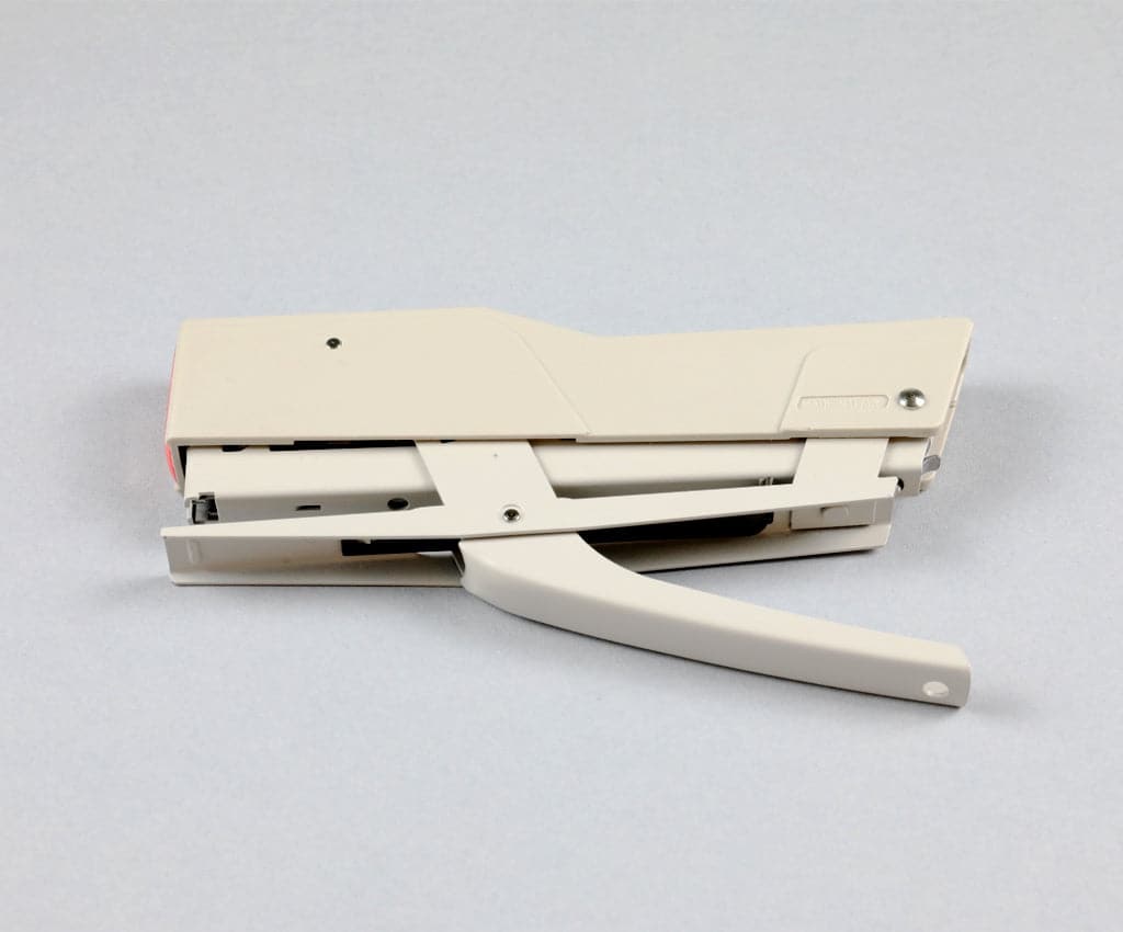 Zenith 590 Stapler | Beige - The Journal Shop