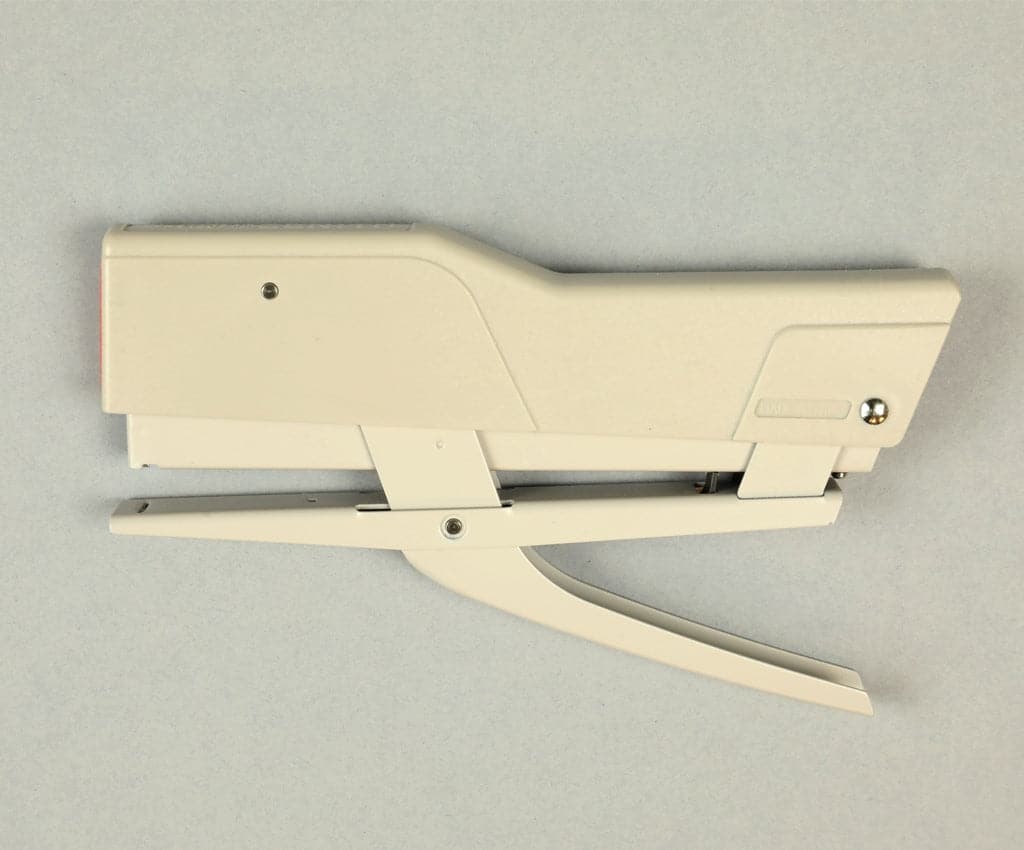 Zenith 590 Stapler | Beige - The Journal Shop