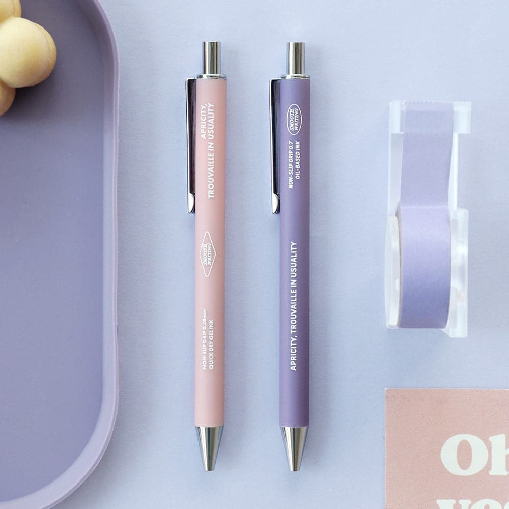 Iconic Non-Slip Smooth Pen - Gel Ink - The Journal Shop
