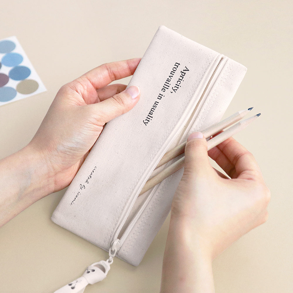 Iconic pencil case top